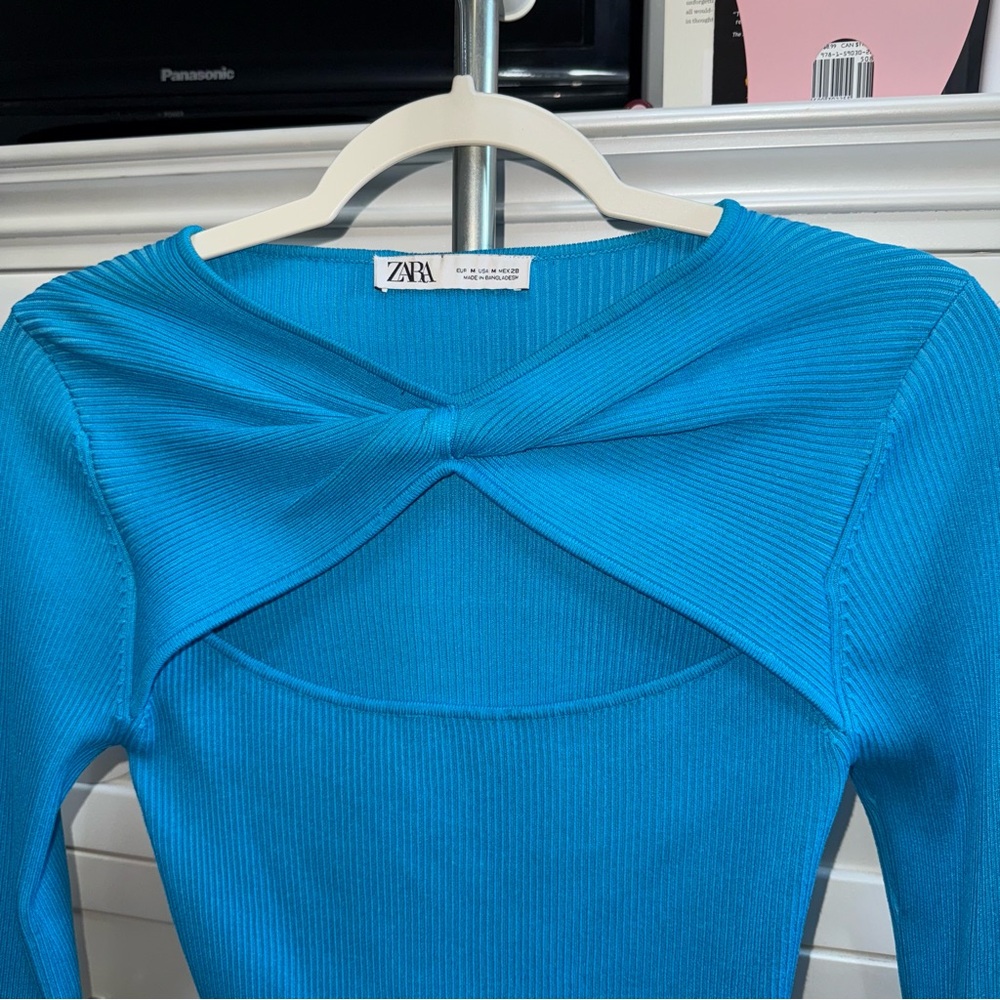 Zara Blue Ribbed Top with Cutout